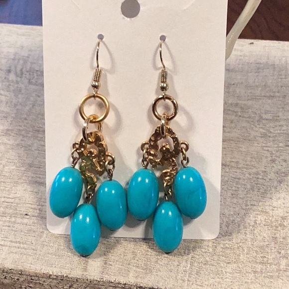 Vintage Upcycled Earrings - Picture 2 of 5